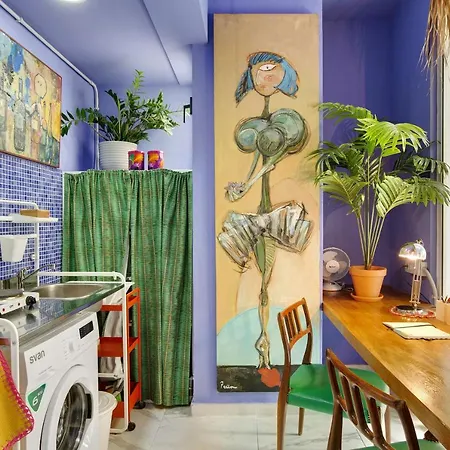 Blue Moon Apartment