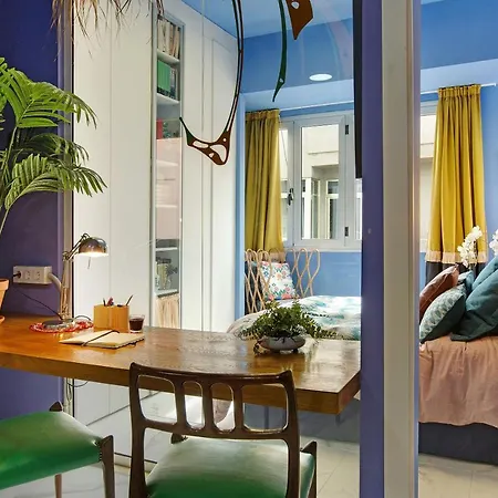 Blue Moon Apartment